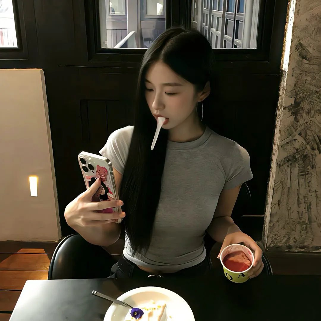 阴月